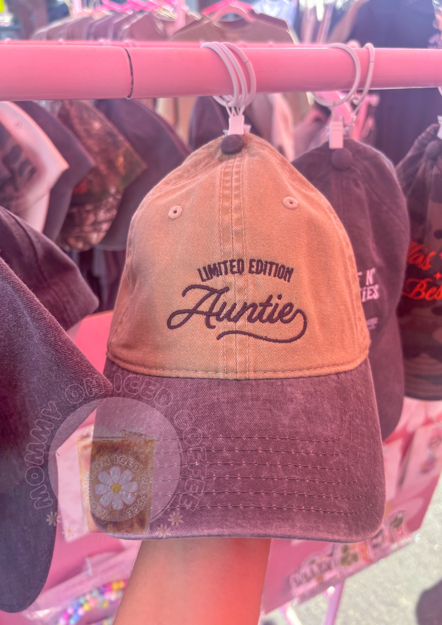 LIMITED EDITION AUNTIE mama hat